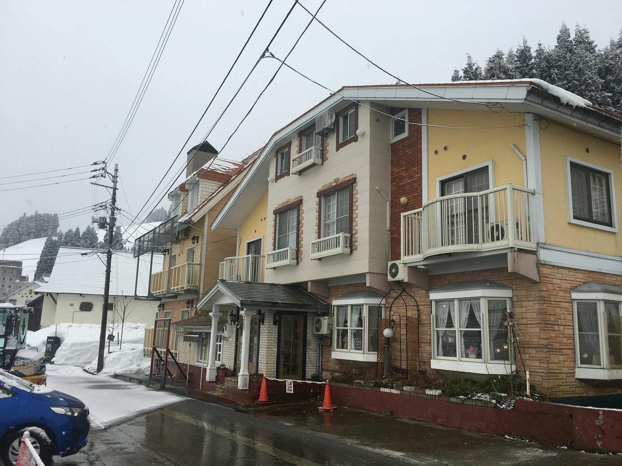 Ishiuchi Pension Bruges Minamiuonuma Εξωτερικό φωτογραφία